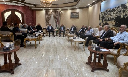 صحيفة تتحدث عن تفاصيل اجتماعات الفصائل في القاهرة بشأن قطاع غزة
