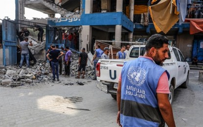 "العودة" يطالب بتمكين "أونروا" من استئناف عملها بغزة