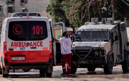 إصابة طفل بجروح خطيرة خلال اقتحام الاحتلال بيت عوا جنوب غرب الخليل