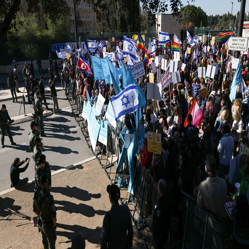 مظاهرة ضد نتنياهو وحكومته خارج الكنيست- وكالات
